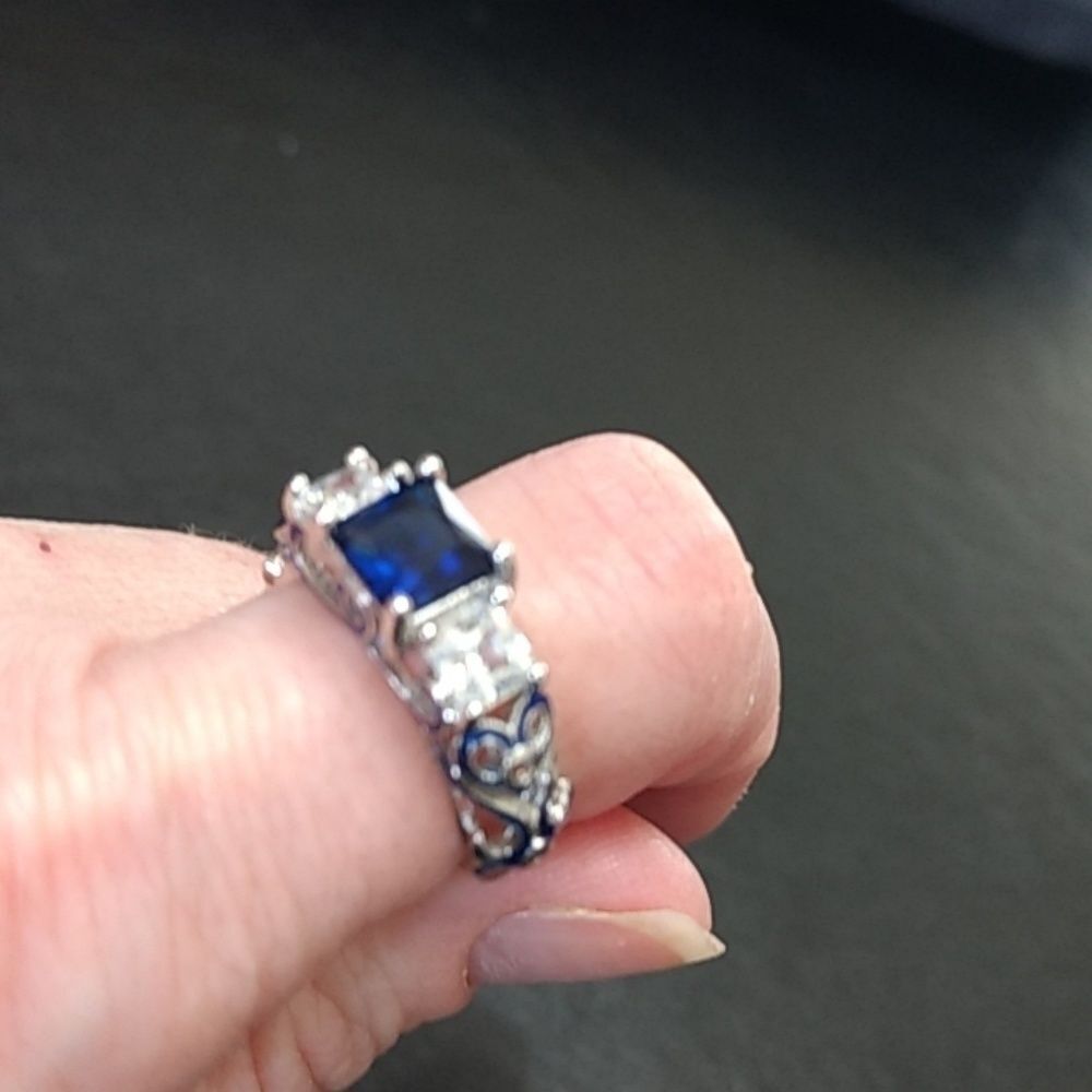 Sterling silver blue tanzanite ring size 6